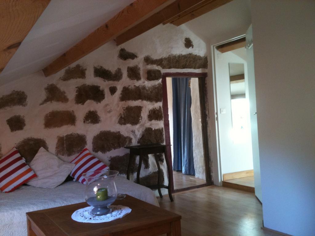 L'Orca Di San Gavinu Otel Figari  Oda fotoğraf