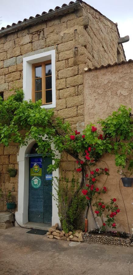 L'Orca Di San Gavinu Otel Figari  Dış mekan fotoğraf