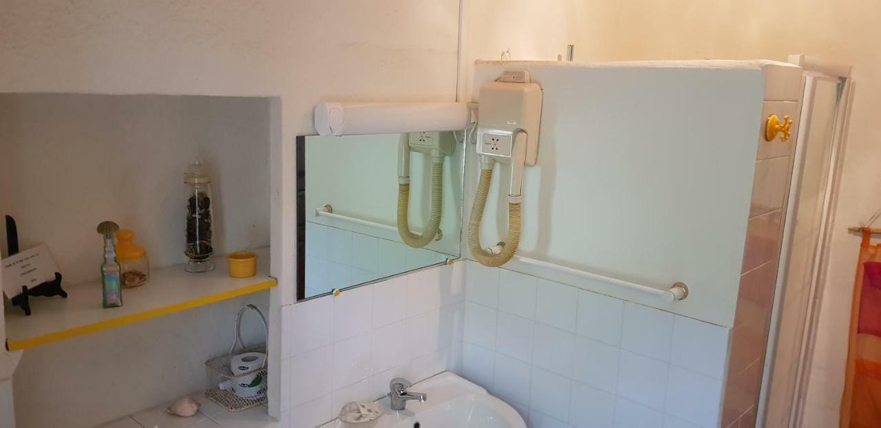 L'Orca Di San Gavinu Otel Figari  Dış mekan fotoğraf