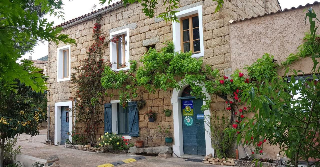 L'Orca Di San Gavinu Otel Figari  Dış mekan fotoğraf